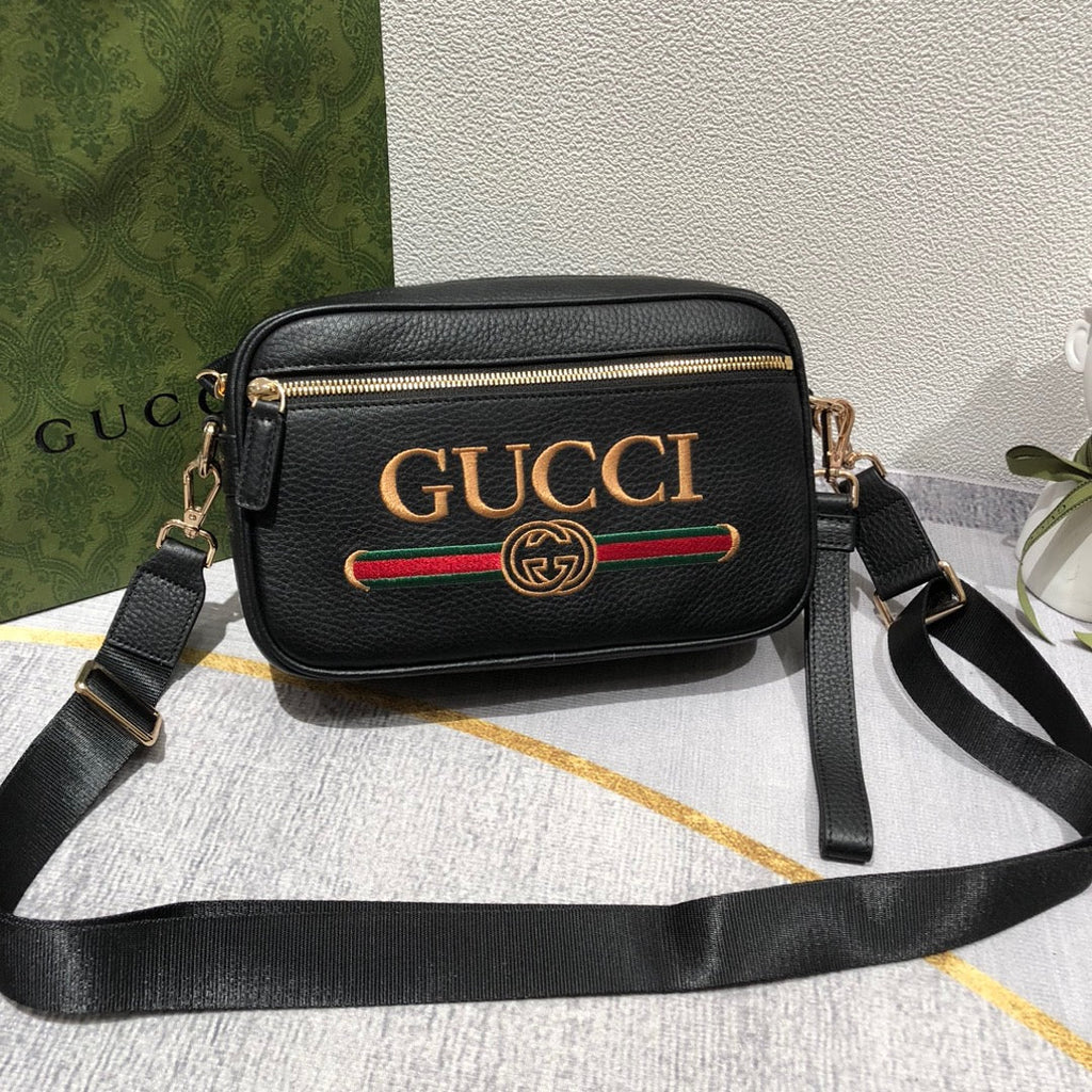 GUC Messenger Bag