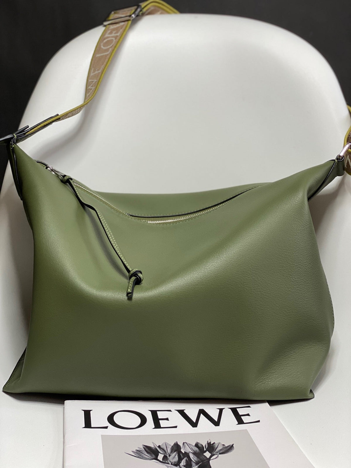 LO Messenger Bag