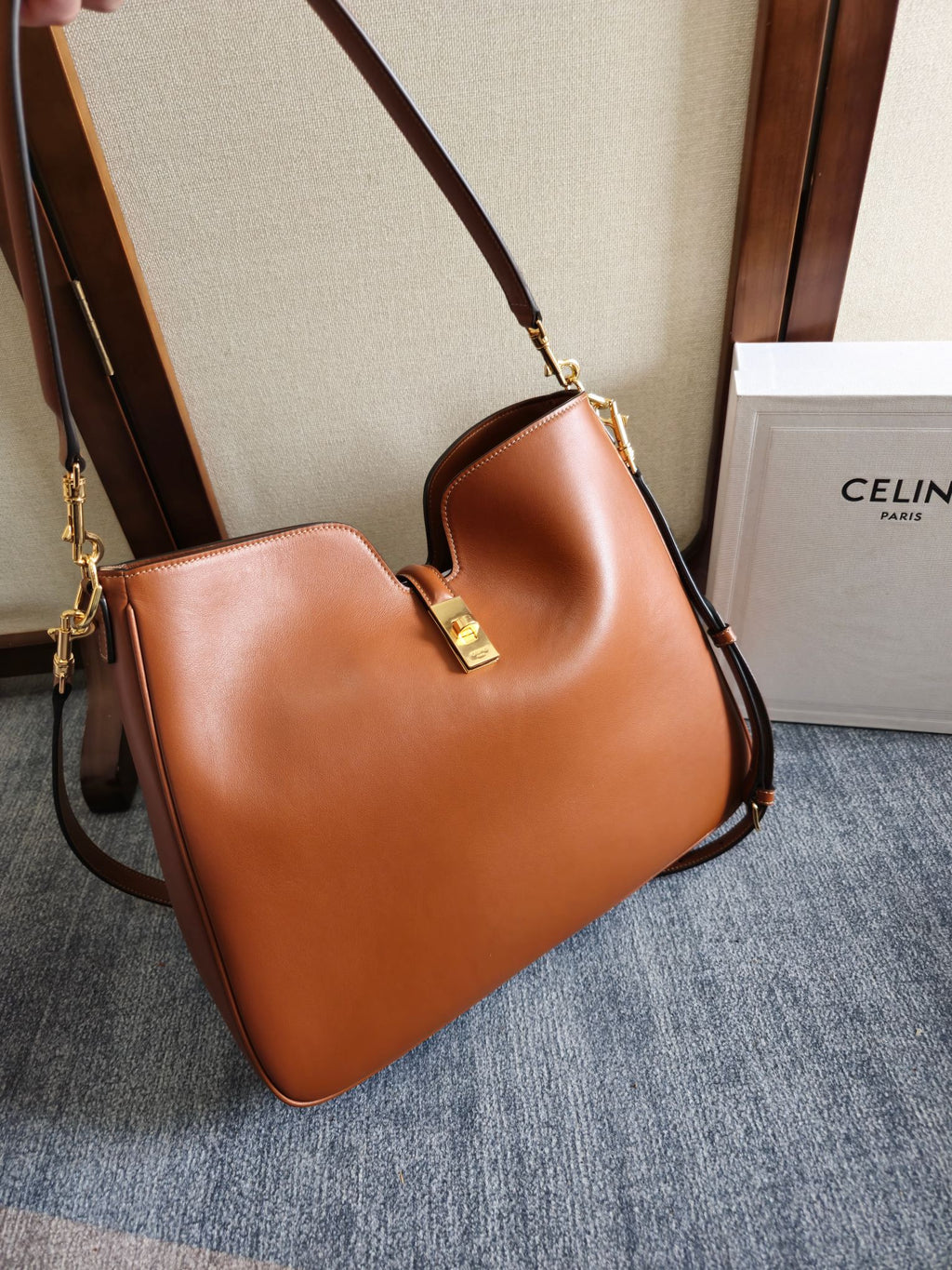 MEDIUM CAMILLE 16 SOFT BAG 36 BURNT SIENNA IN SMOOTH CALFSKIN