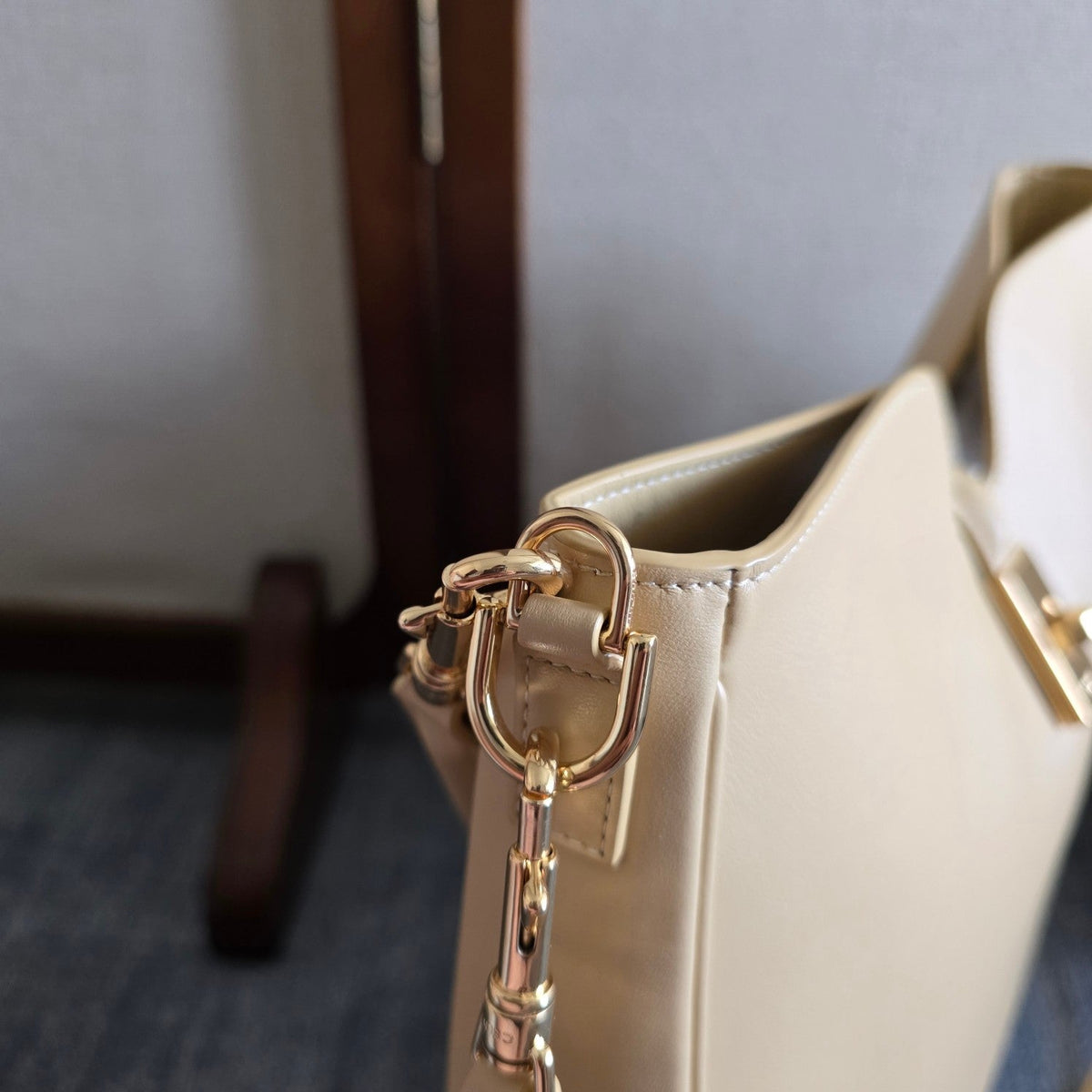 MEDIUM CAMILLE 16 SOFT BAG 36 LIGHT BEIGE IN SMOOTH CALFSKIN