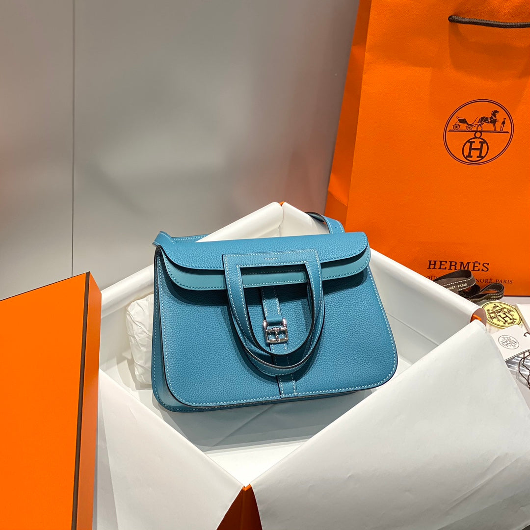 HALZAN 25 HANDLE BAG IN FOUNTAIN BLUE GRAINED CALFSKIN
