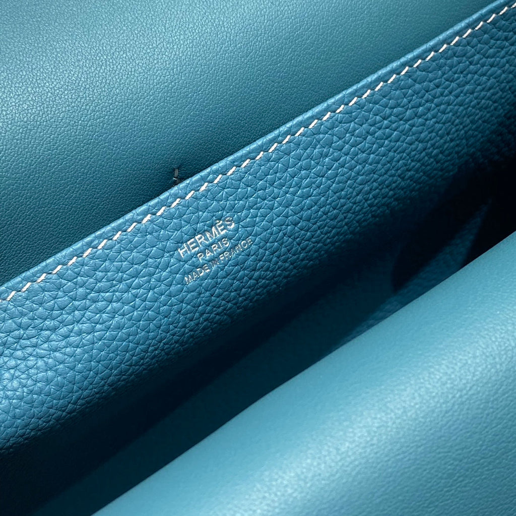 HALZAN 25 HANDLE BAG IN FOUNTAIN BLUE GRAINED CALFSKIN