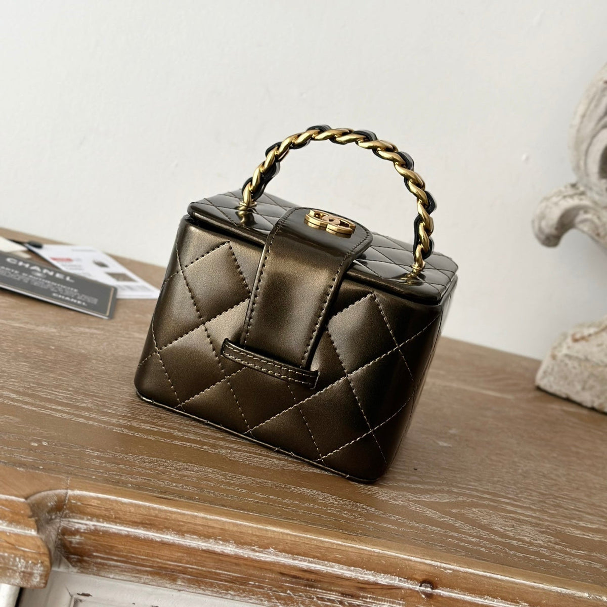 MINI VINTAGE COSMETIC BAG 11 IN MIKADO SHINY CALFSKIN GOLD HARDWARE