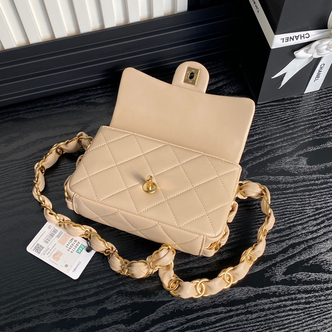 SMALL FLAP BAG 21 IN AKAROA BEIGE CALFSKIN GOLD DOUBLE C THICK CHAIN