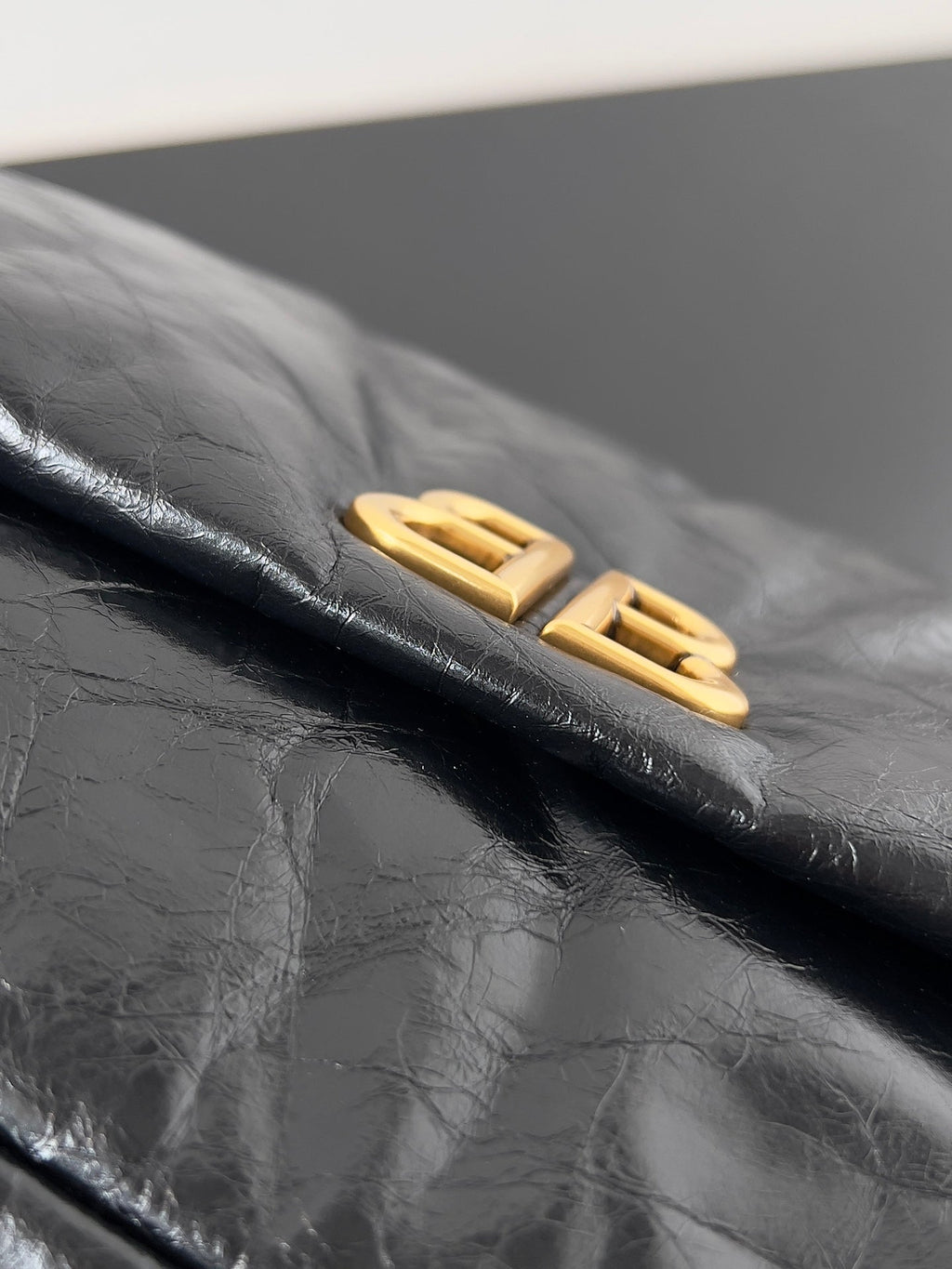 MONACO MINI BAG 25 IN BLACK ARENA CALFSKIN GOLD HARDWARE