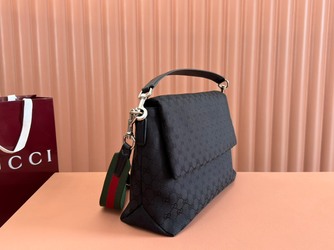 LARGE CROSSBODY BAG 36 IN BLACK CANVAS