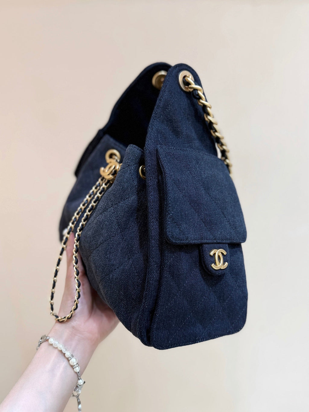 CC 25 HANDBAG 30 IN DARK BLUE DENIM GOLD HARDWARE