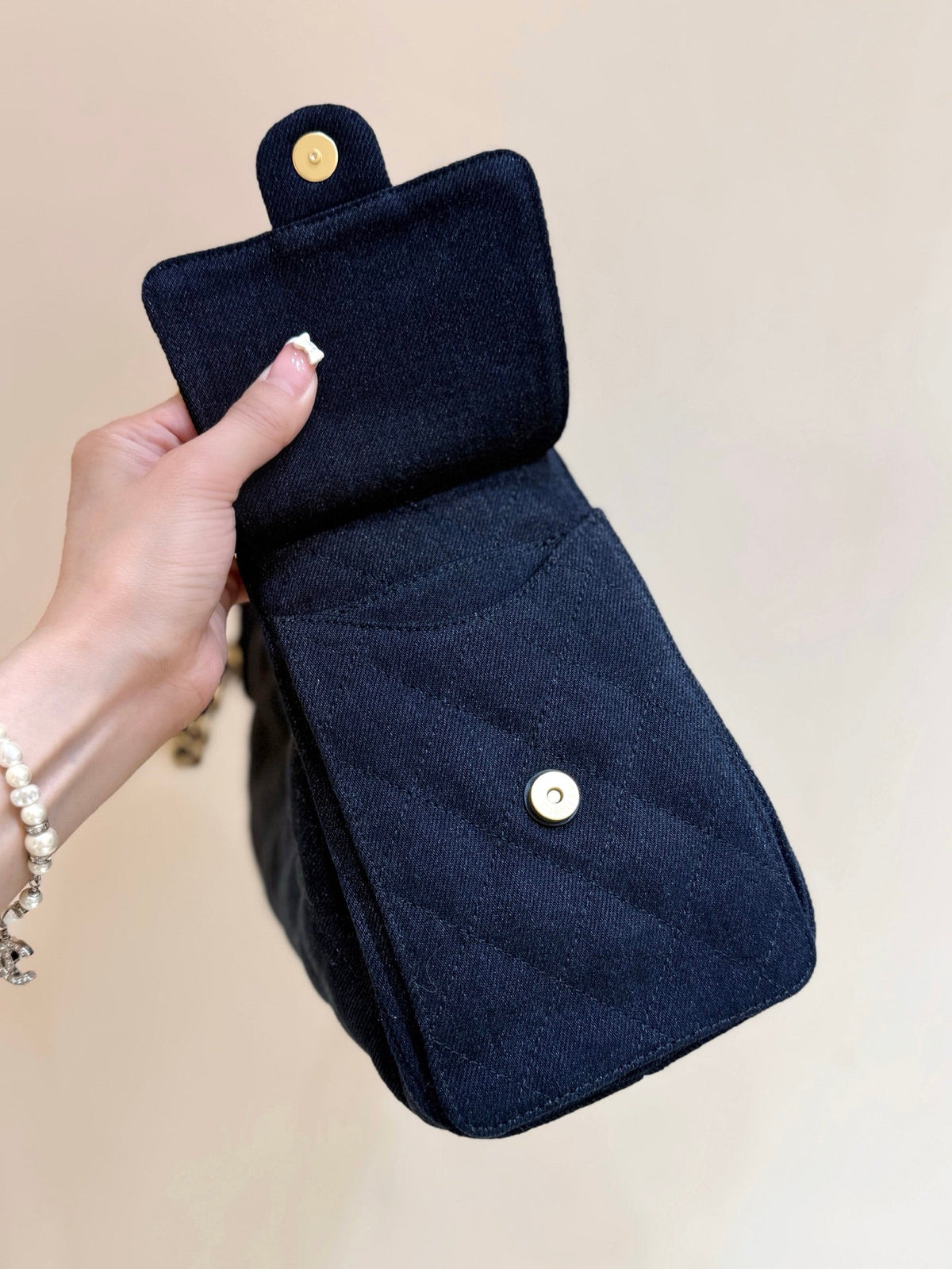 CC 25 HANDBAG 30 IN DARK BLUE DENIM GOLD HARDWARE